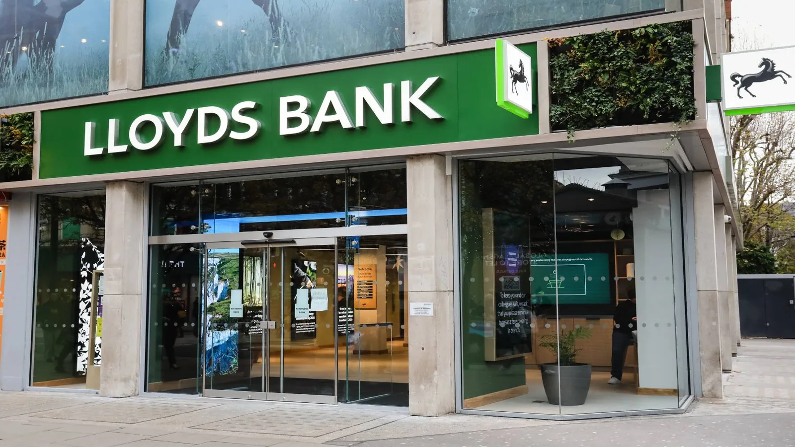 Queda do Lloyds Bank: a lição de resiliência digital